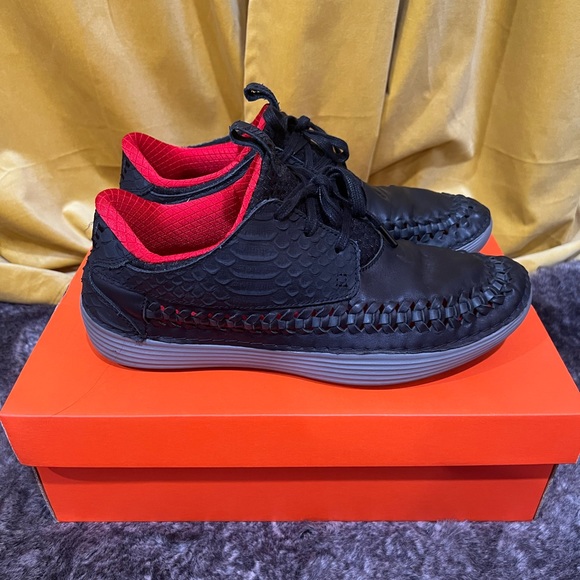 Men's Nike Solarsoft Woven Premium Moccasin Yeezy Black Snake - Pre worn - Picture 3 of 8